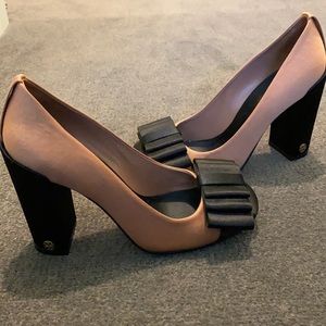 Tory Burch pumps